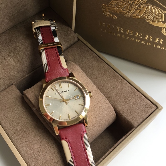 burberry watch womens red